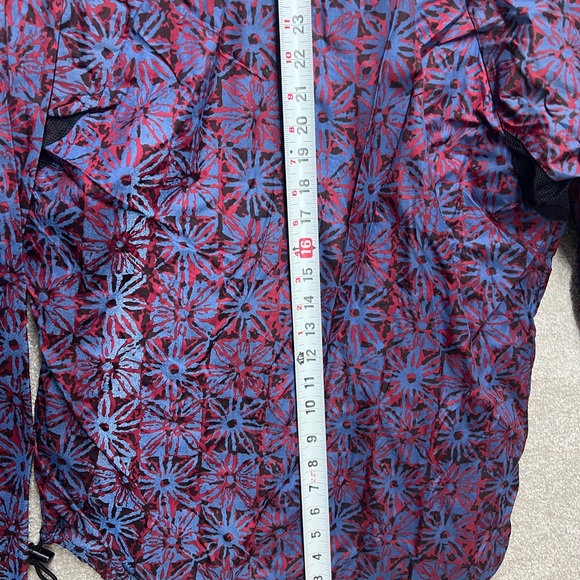In sport Floral Pattern wind breaker Jacket - Picture 4 of 5